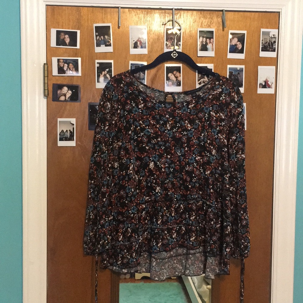 Floral top